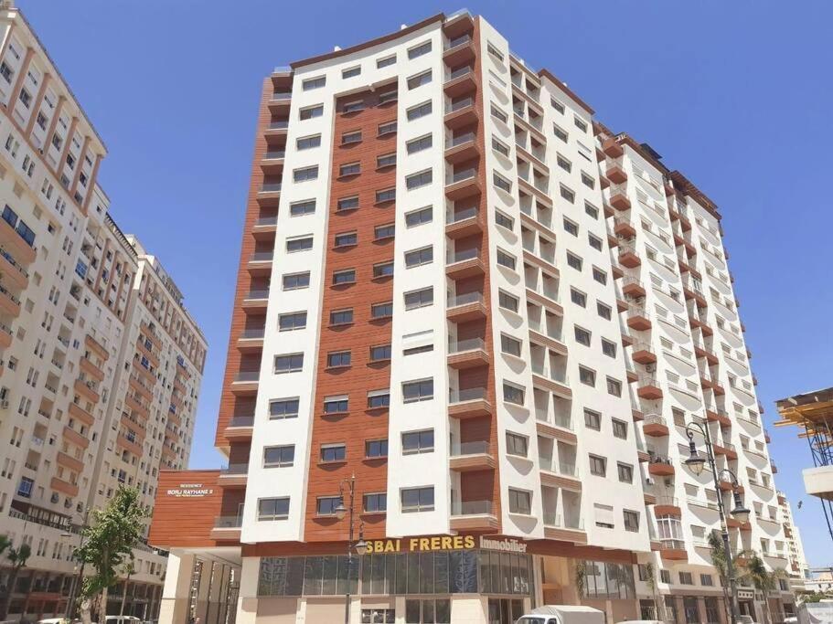 Ap 2Ch City Centre Parking En Face Hilton A Cote Du Plage Tangier Exterior photo